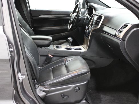 Used 2015 Jeep Grand Cherokee Limited AWD/4WD image 32