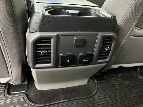 Used 2020 Ford F150 XLT w/ Equipment Group 302A Luxury AWD/4WD image 14