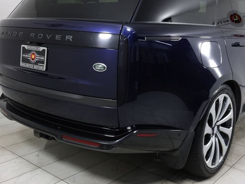 Used 2023 Land Rover Range Rover Long Wheelbase Autobiography AWD/4WD image 44