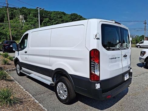 Certified 2025 Ford Transit 250 Low Roof w/ Exterior Upgrade Package RWD image 30
