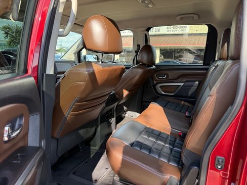 Used 2018 Nissan Titan Platinum Reserve w/ Platinum Utility Package AWD/4WD image 15