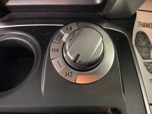 Used 2017 Toyota 4Runner SR5 image 19