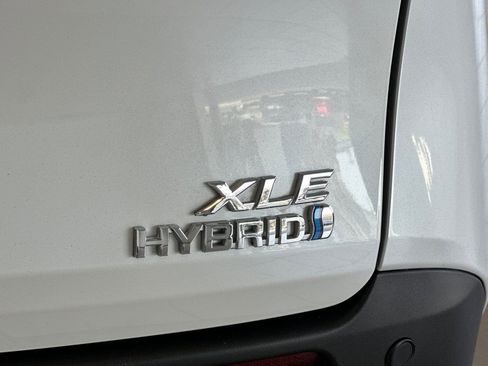 Certified 2022 Toyota Sienna XLE w/ XLE Plus Package image 29