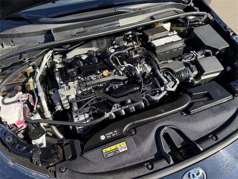 Certified 2025 Toyota Corolla SE image 23