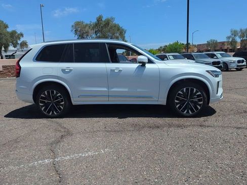 Used 2025 Volvo XC90 B6 Plus w/ Protection Package Premier AWD/4WD image 6