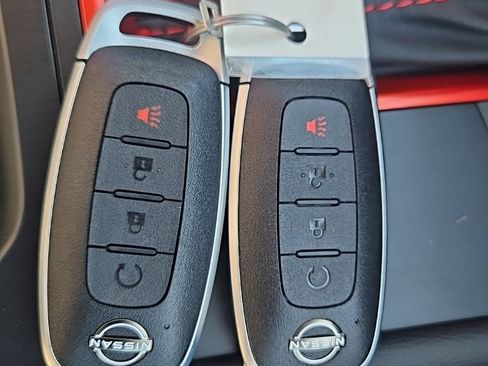 New 2026 Nissan Kicks SR w/ SR Premium Package AWD/4WD image 36