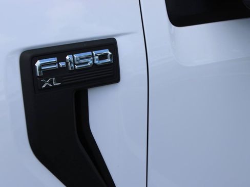 Used 2021 Ford F150 XL w/ Trailer Tow Package RWD image 22
