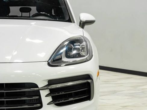 Used 2019 Porsche Cayenne AWD/4WD image 57