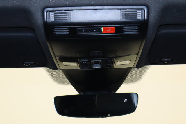 Used 2023 Volkswagen Tiguan SE R-Line FWD image 21