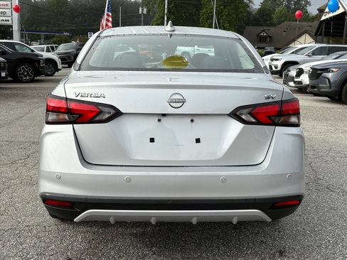 Used 2023 Nissan Versa SV FWD image 6