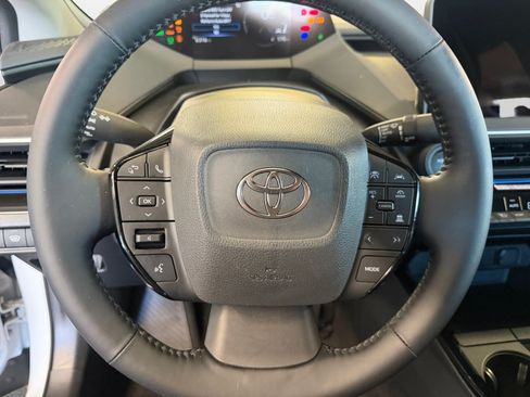 Used 2025 Toyota Prius AWD image 13