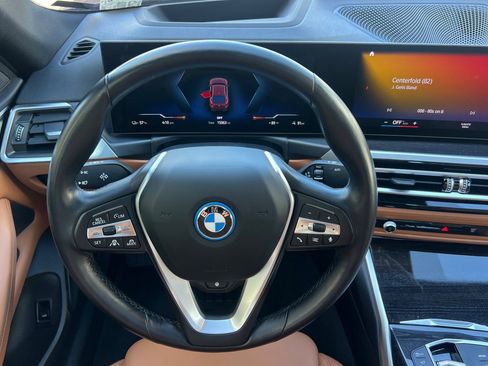 Used 2023 BMW i4 eDrive35 RWD image 28
