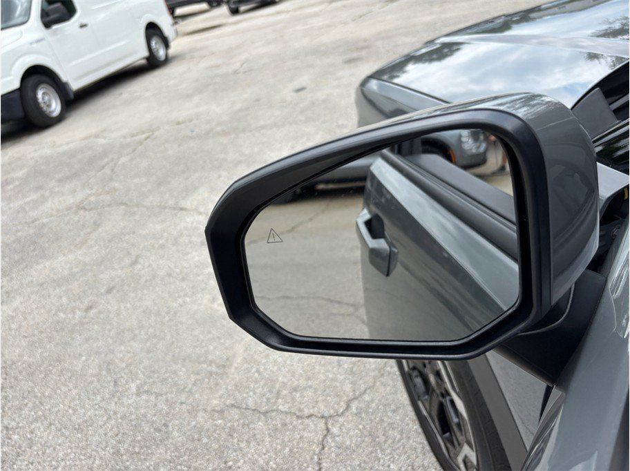 Used 2025 Hyundai Santa Fe SEL FWD image 19