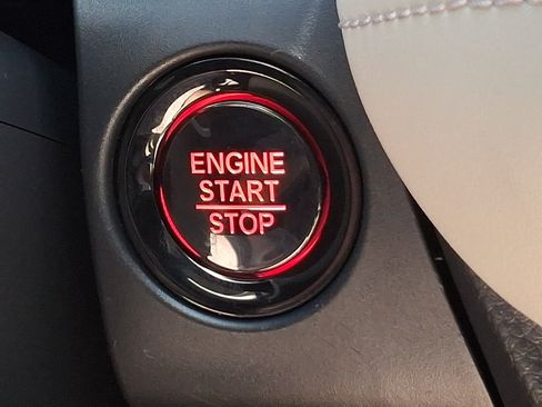 Used 2024 Honda HR-V LX image 22