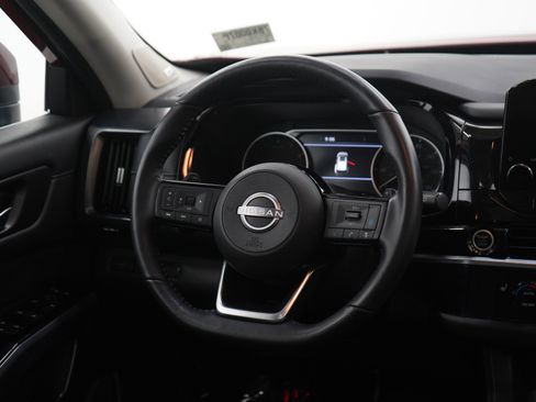 Used 2023 Nissan Pathfinder SL w/ SL Premium Package AWD/4WD image 15