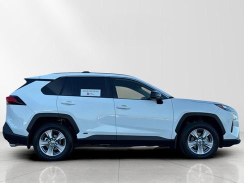 Used 2023 Toyota RAV4 LE image 2