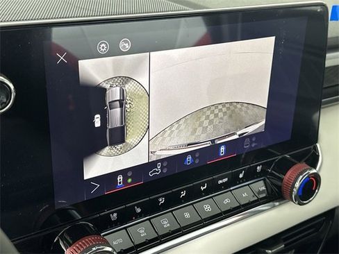 New 2025 GMC Canyon AT4 w/ AT4X Package image 15