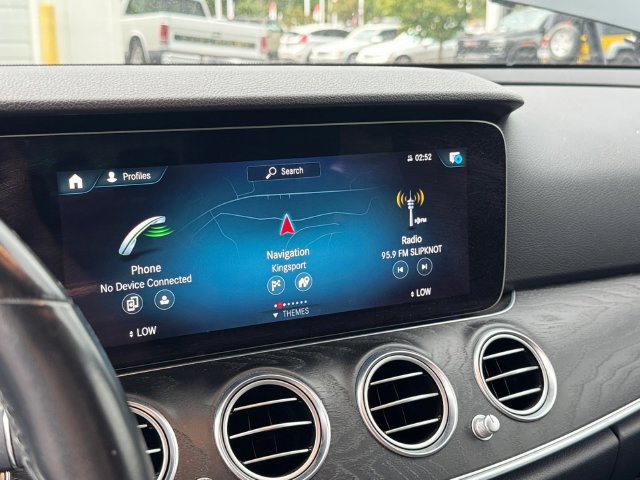 Used 2023 Mercedes-Benz E 350 4MATIC Sedan image 21