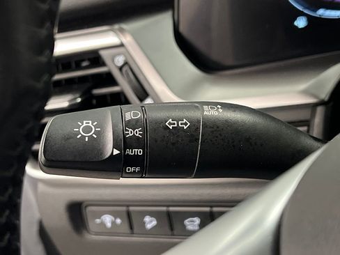 Used 2025 Kia Telluride S image 62