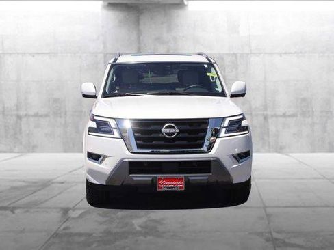 Used 2024 Nissan Armada SL w/ Captain's Chairs Package AWD/4WD image 4