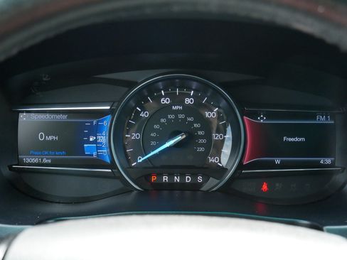 Used 2016 Ford Explorer XLT w/ Equipment Group 201A AWD/4WD image 22