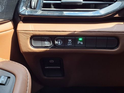 Used 2026 Acura MDX FWD w/ Technology Package image 8