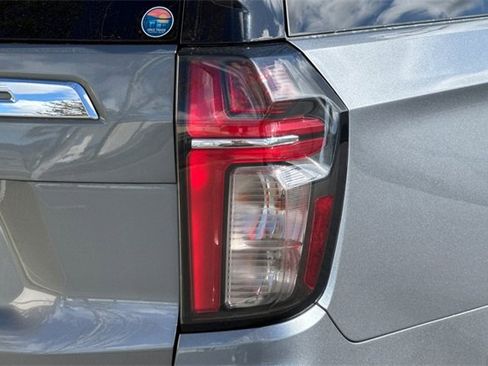 Used 2021 Chevrolet Suburban LT w/ LT Signature Package image 48