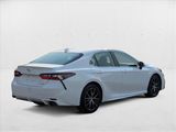 Used 2021 Toyota Camry SE image 5