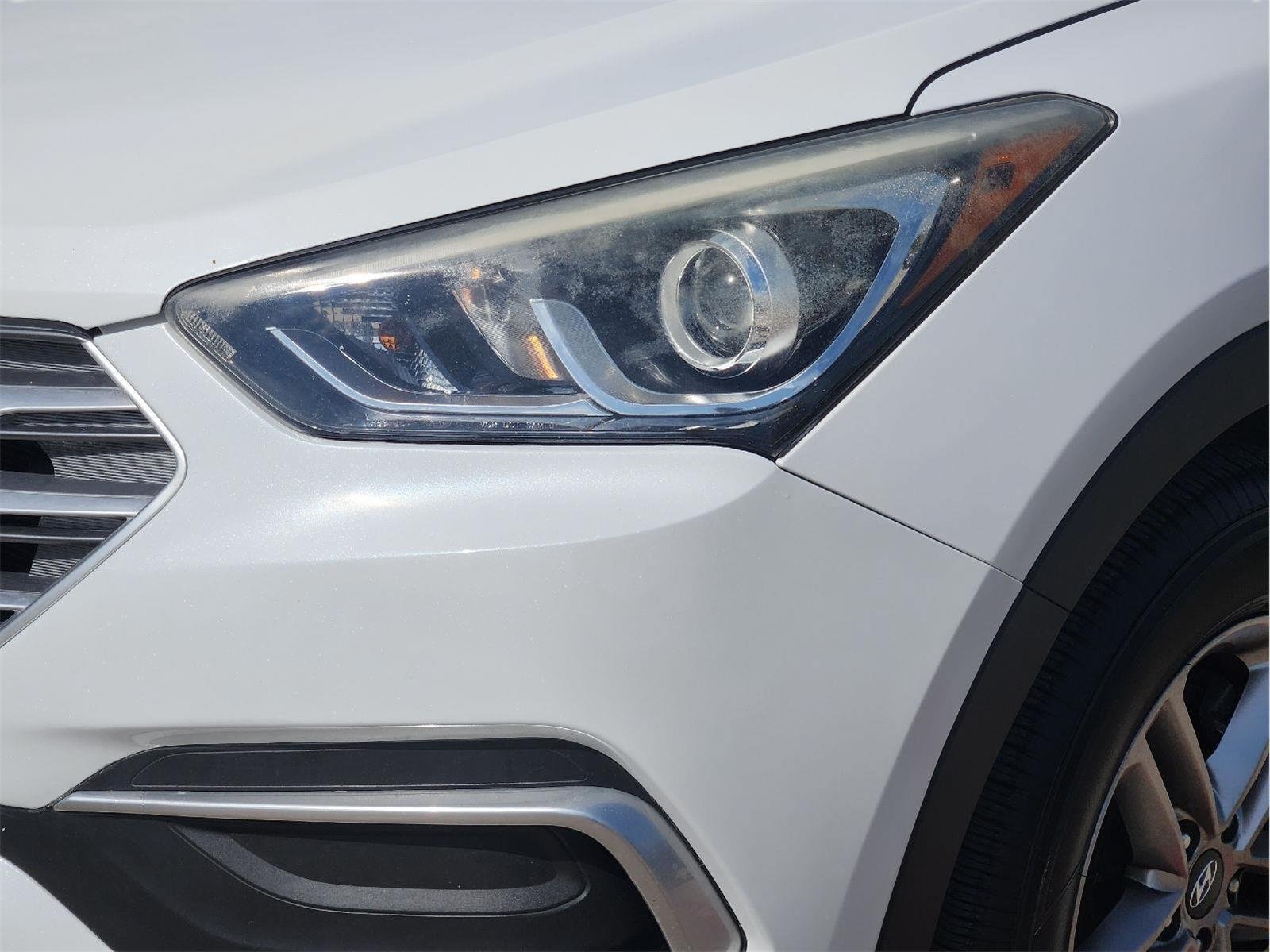Used 2018 Hyundai Santa Fe Sport FWD image 8
