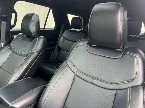 Used 2020 Ford Explorer ST w/ ST Street Pack AWD/4WD image 17