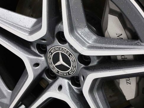 Used 2023 Mercedes-Benz E 350 4MATIC Sedan image 13