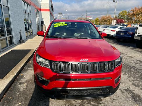 Used 2021 Jeep Compass Latitude w/ Sun and Sound Group image 10