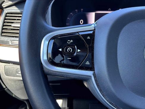 Used 2023 Volvo XC90 T8 Core image 21