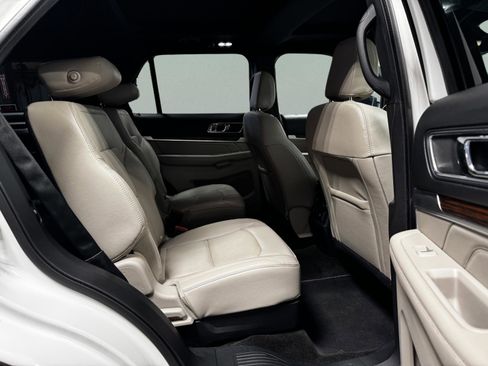 Used 2018 Ford Explorer Limited w/ Equipment Group 301A image 27