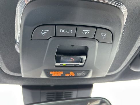 Used 2023 Toyota Corolla SE FWD image 25