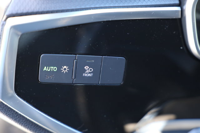 Used 2024 Audi Q3 2.0T Premium Plus AWD/4WD image 18
