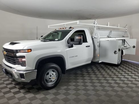 New 2026 Chevrolet Silverado 3500 W/T w/ WT Convenience Package RWD image 8