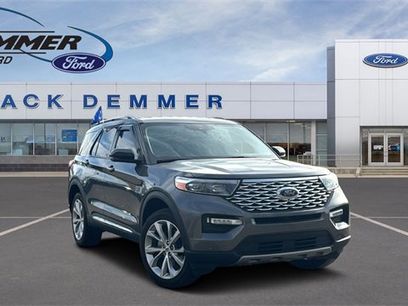 Certified 2023 Ford Explorer Platinum w/ Class IV Trailer Tow Package