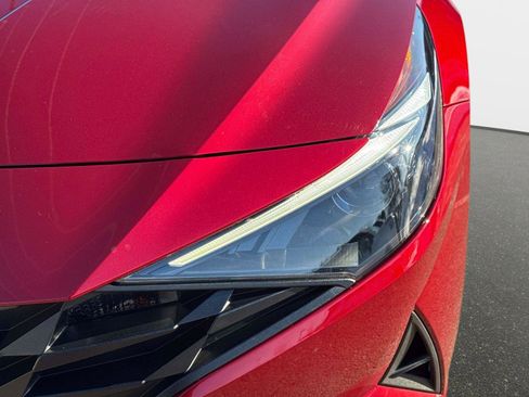 Certified 2023 Hyundai Elantra SE w/ Cargo Package image 10