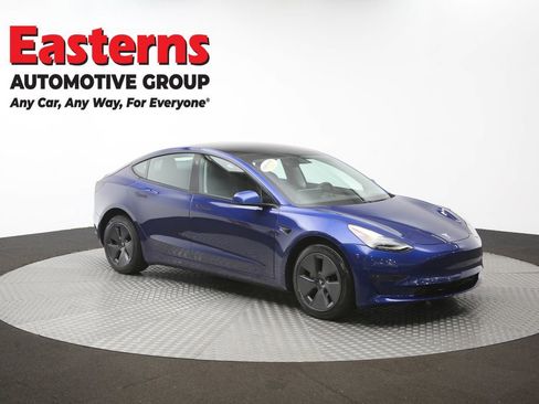Used 2021 Tesla Model 3 Standard Range Plus RWD image 43