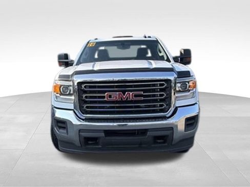 Used 2016 GMC Sierra 2500 4x4 Double Cab w/ Sierra Convenience Package image 8