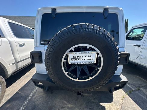 Used 2021 Jeep Wrangler Sport AWD/4WD image 6
