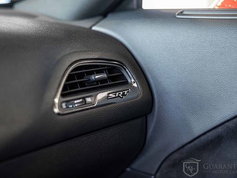 Used 2015 Dodge Challenger SRT Hellcat image 30