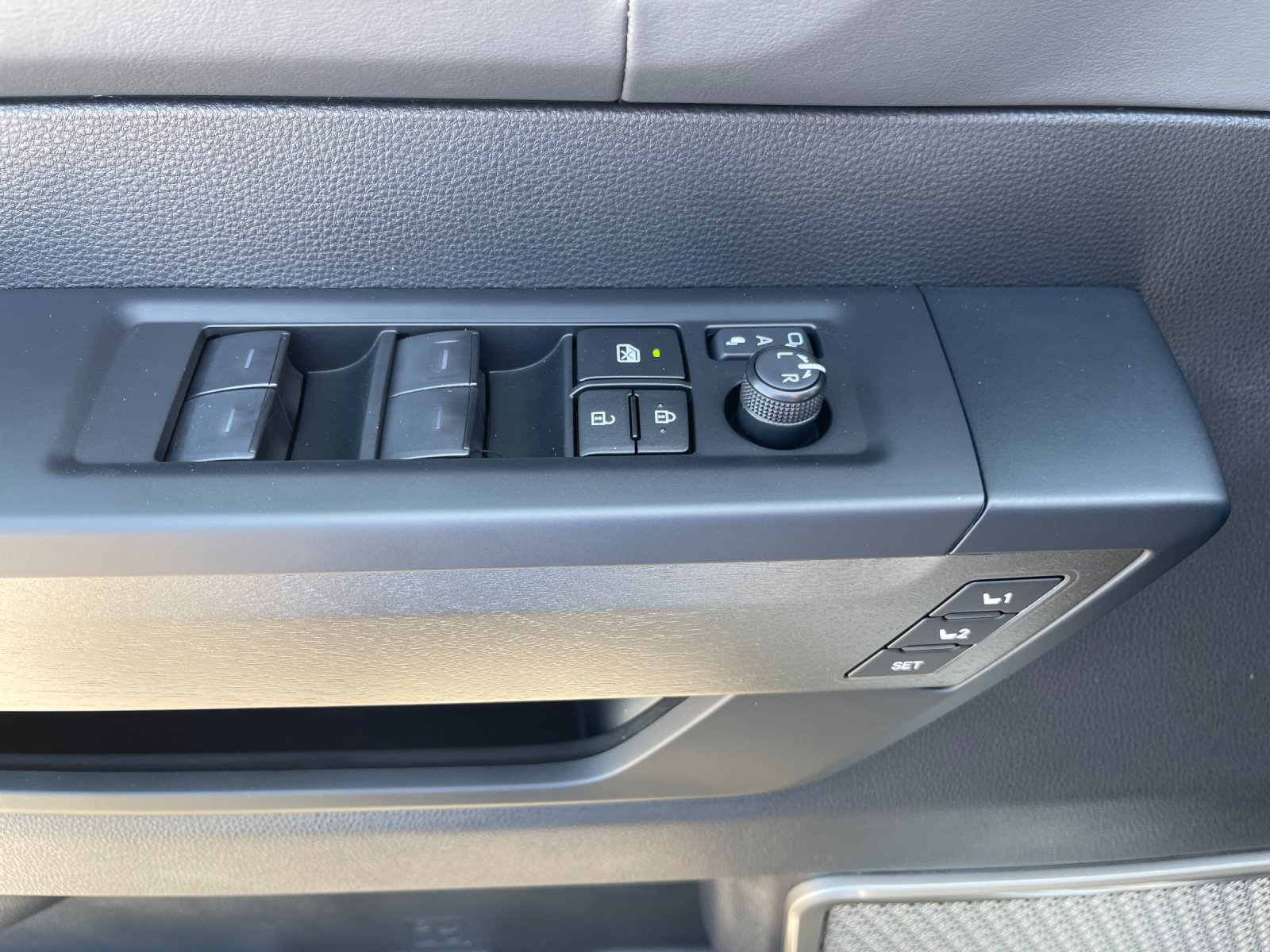 New 2026 Toyota Tundra Capstone AWD/4WD image 12