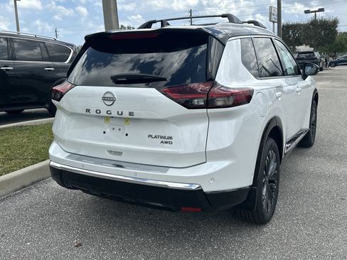 New 2026 Nissan Rogue Platinum image 7