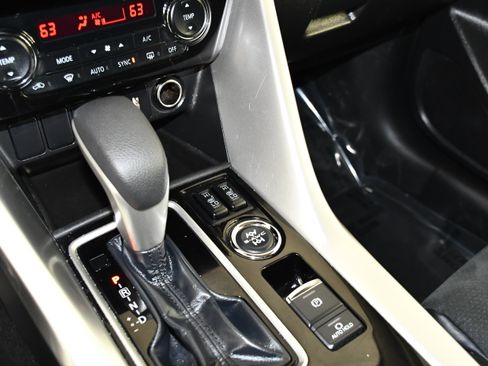 Used 2024 Mitsubishi Eclipse Cross SE AWD/4WD image 29