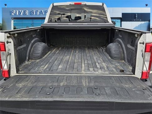 Used 2017 Ford F350 Lariat w/ Lariat Value Package image 7