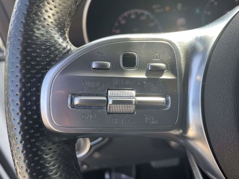 Used 2021 Mercedes-Benz GLC 300 w/ AMG Line image 10