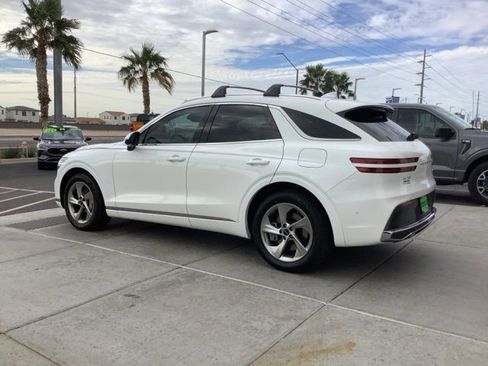 Used 2026 Genesis GV70 2.5T Advanced image 6