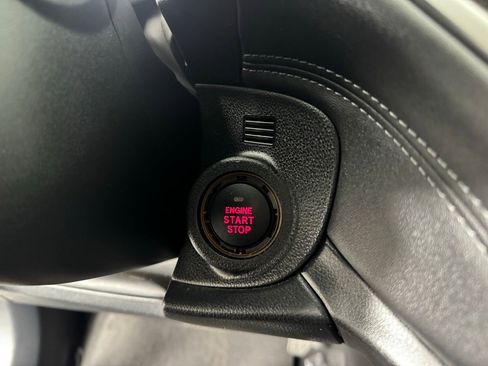 Used 2022 Subaru Outback Limited image 21